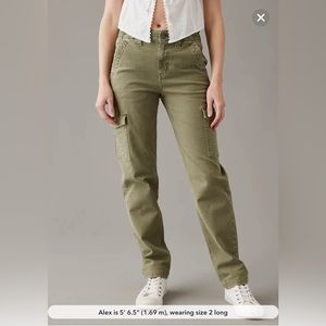 American eagle camo green stretch cargos (size 000 regular)
